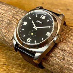 Vintage (well… early naughties) large DKNY watch